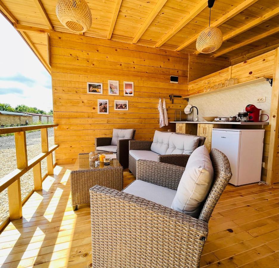 Cozyhut Бунгало Под Наем Tjernomorets Exteriör bild