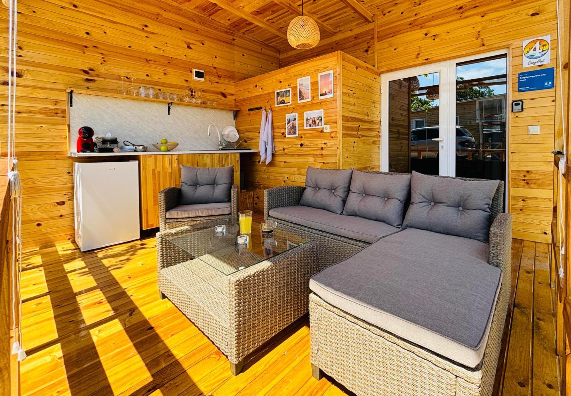 Cozyhut Бунгало Под Наем Tjernomorets Exteriör bild